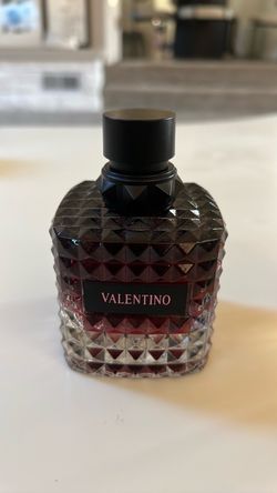 Valentino Donna Born in Roma Intense