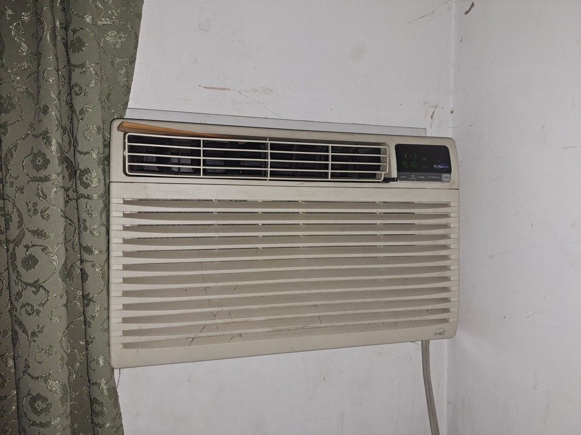 10,000 Btu AC Unit Kenmore