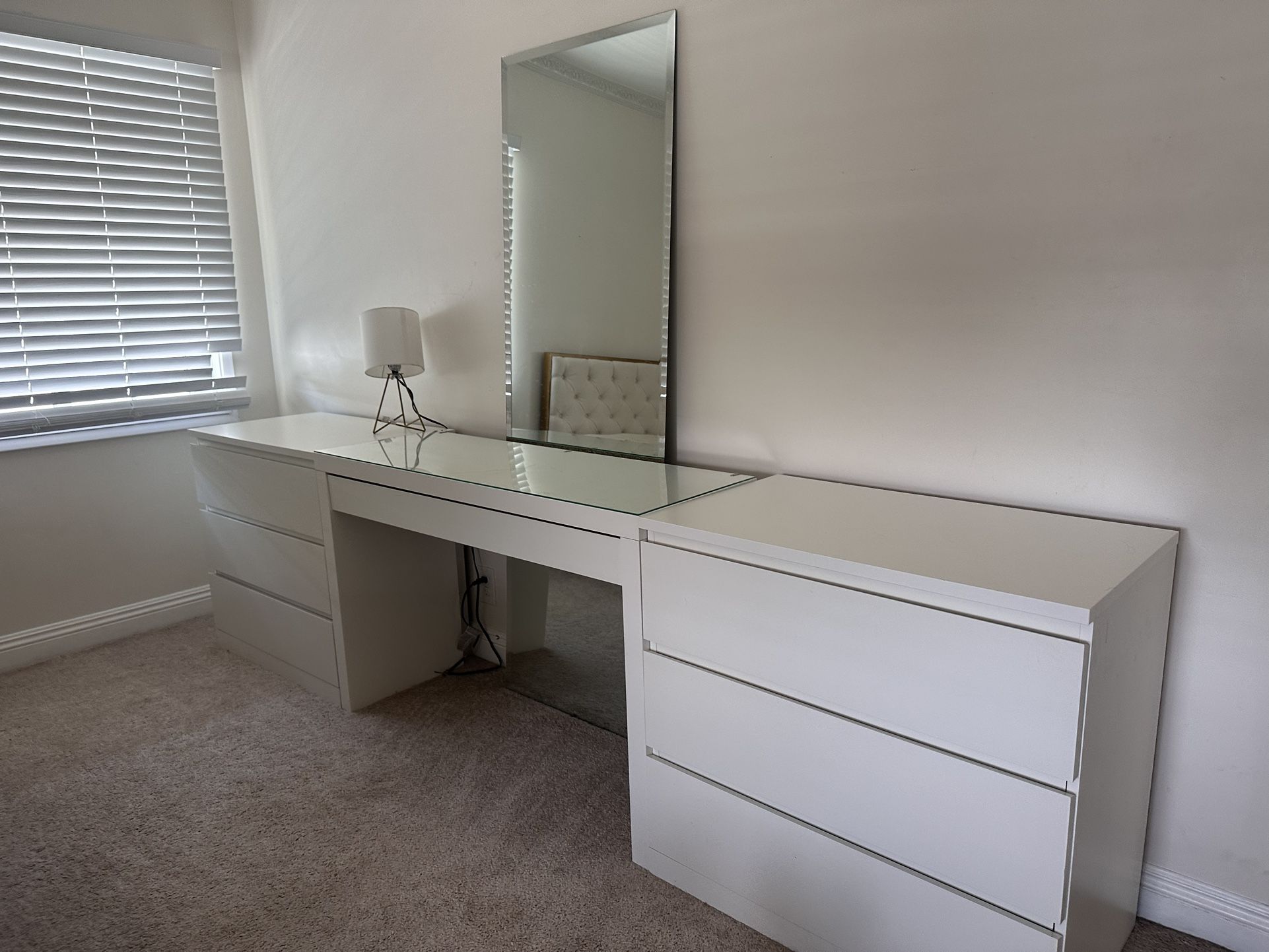 Bedroom Vanity Set Moving Sale