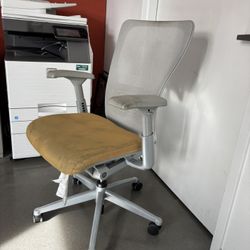 Free Chairs. 2x