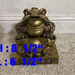 Frog  decoration   -  $100