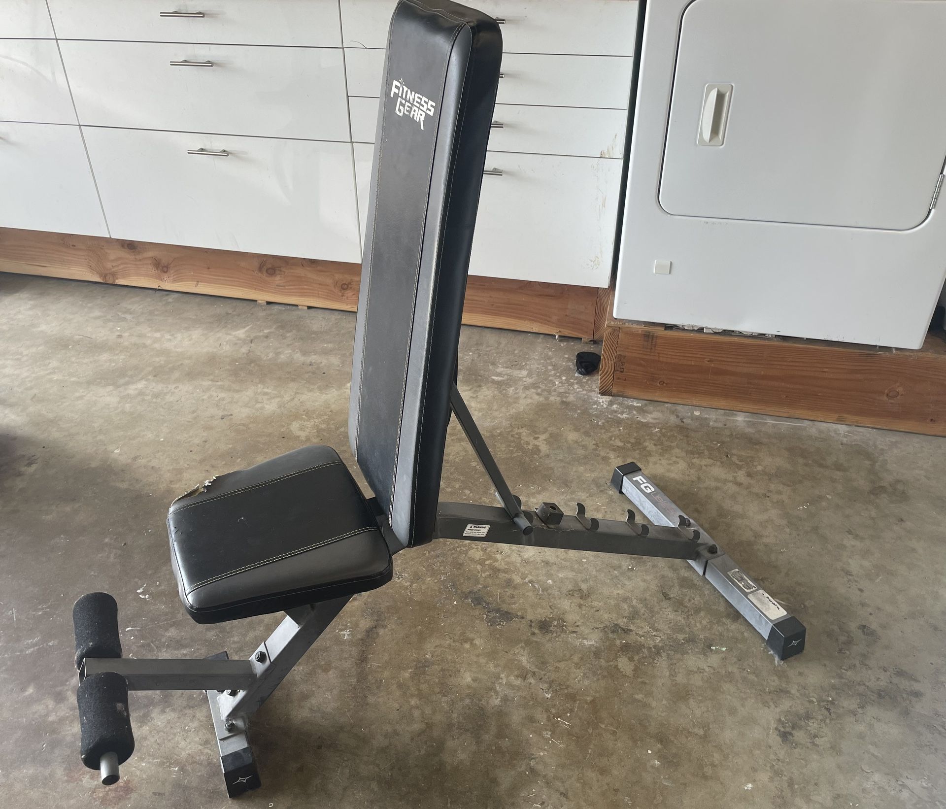 Flat/incline Weight Bench 