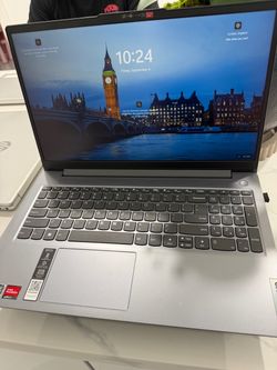 Lenovo IdeaPad Slim 3 Touchscreen – Ryzen 7, 16GB RAM, 512GB SSD