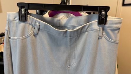 Women’s stretchy jeans
