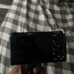 Sony ZV-E10 Mirrorless Camera