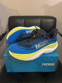 Hoka Sky flow Size 10D Men’s $95
