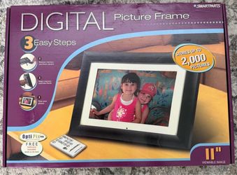 New, Never Used, Digital Picture Frame 11”