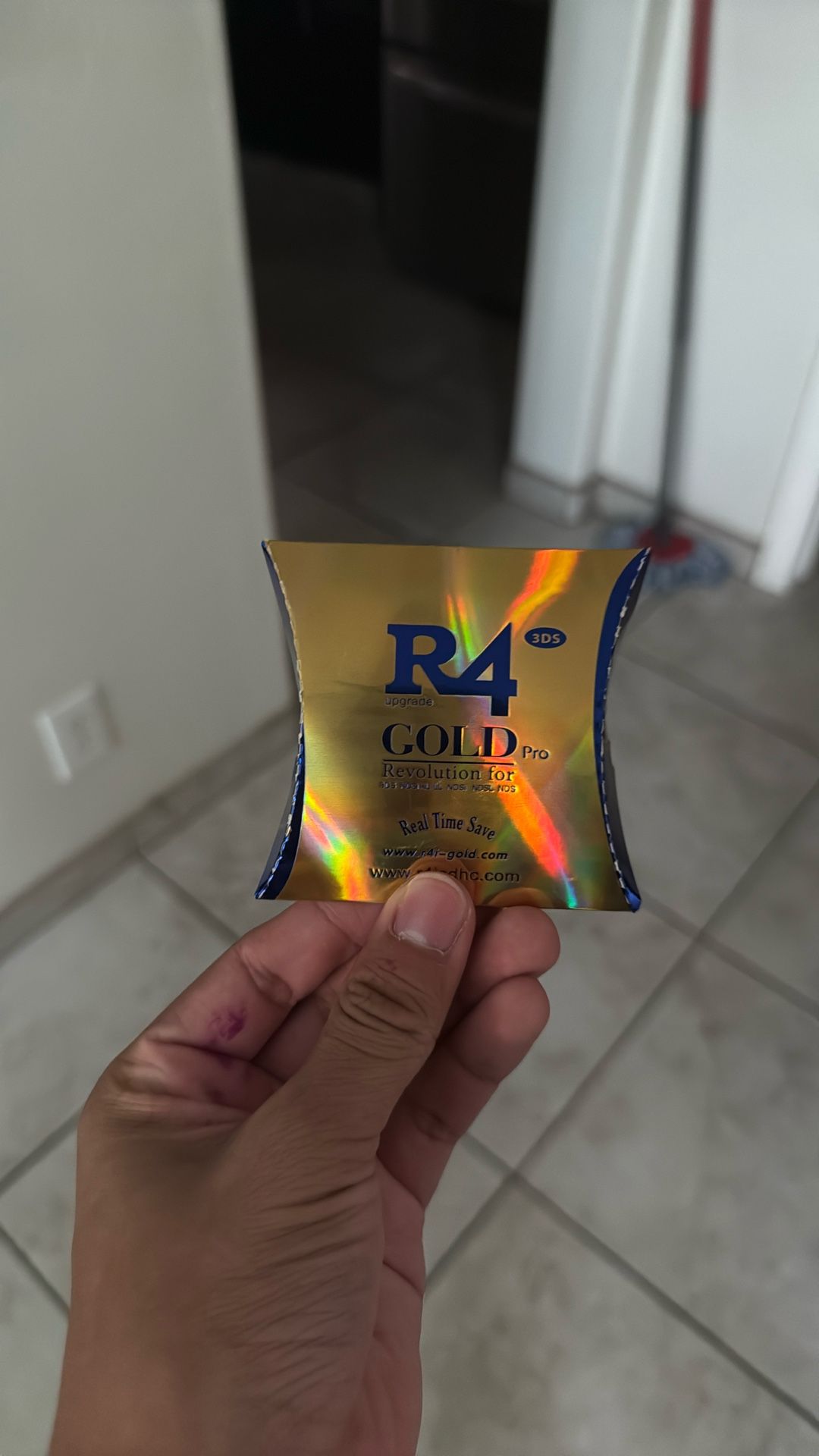 DS R4 Card