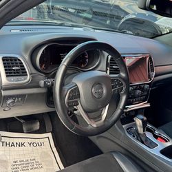 2022JeepCherokee