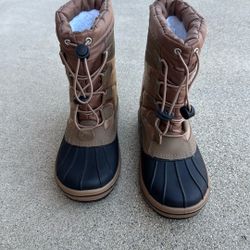 Size 5 Snow Boots 