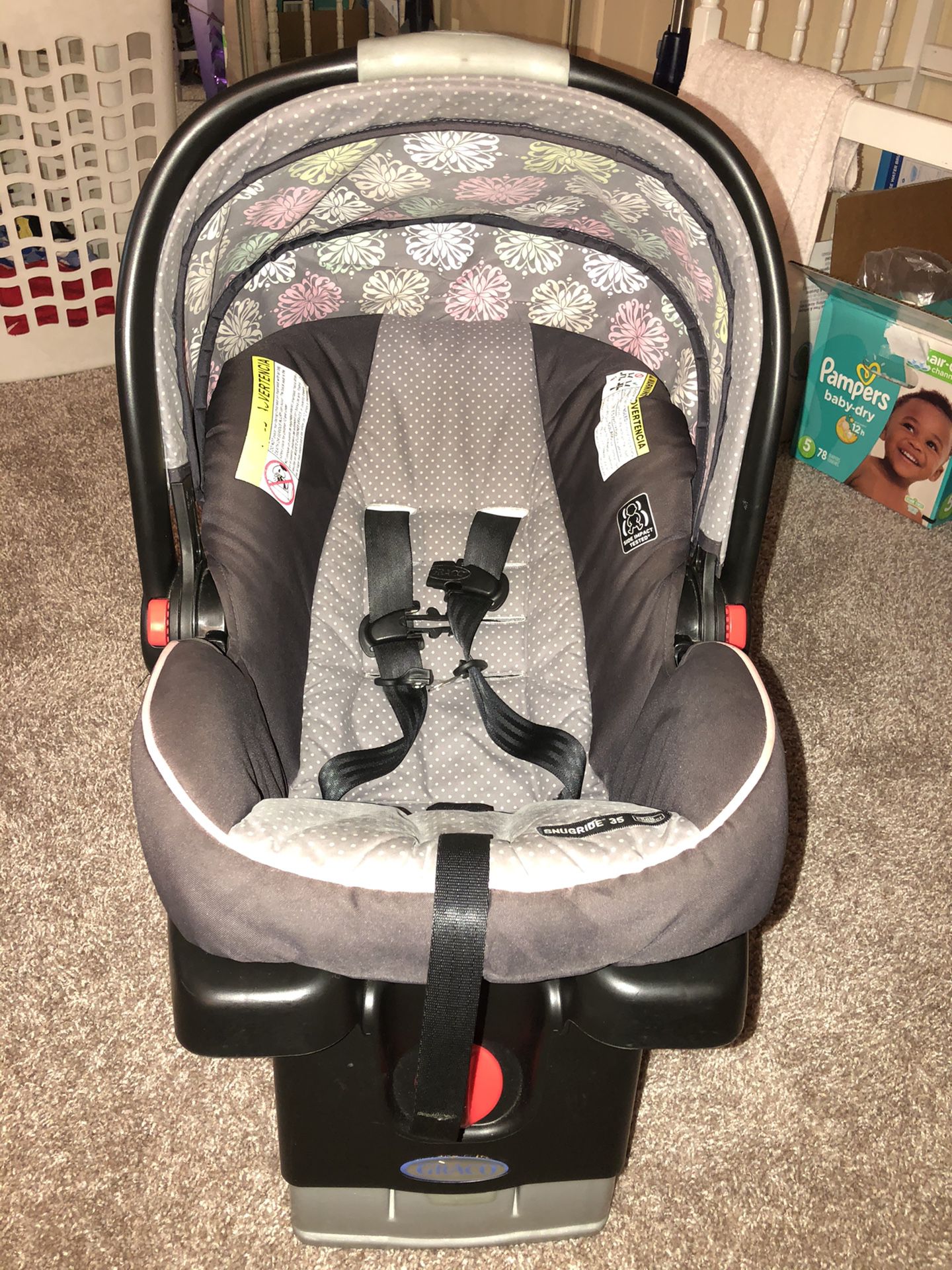 Graco Car Seat with Stroller Click Connect
