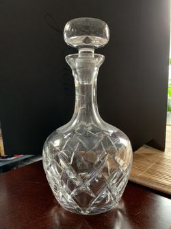 Flask, 2 100% crystal Whiskey Decanters