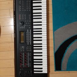 YAMAHA MOX6