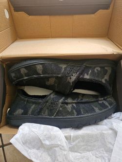 Ariat camo house shoes