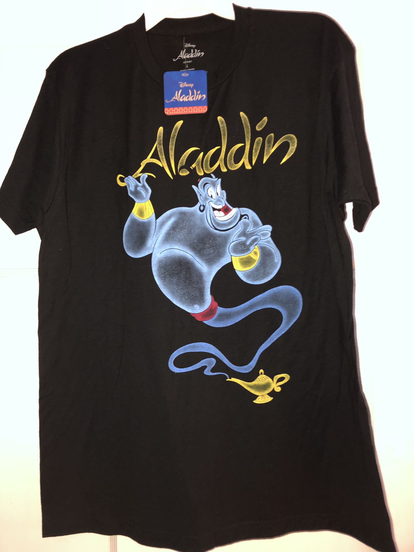 Disney Aladdin T-shirt size L