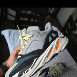 adidas Yeezy Boost 700 Low Wave Runner Mens Sneaker Shoe Gray B75571 Size 12
