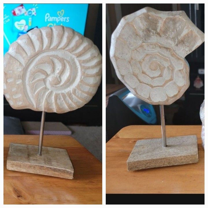 🙂NEW 2 LARGE WOODEN SEA SHELL STATUES. 9" H X 5.5" W