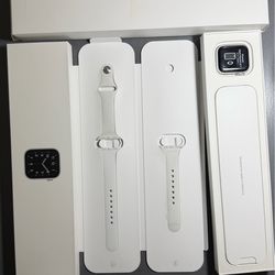 Apple Watch SE (GREAT CONDITION!)