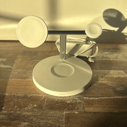 Belkin 3 In 1 Boost Charger 