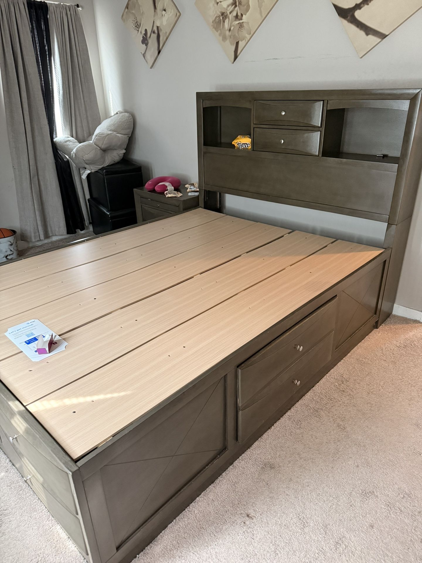 5 Piece Bedroom Set With Under Bed Storage