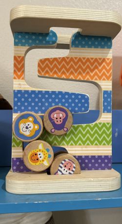 Melissa & Doug Safari Zig zag  Wooden Tower