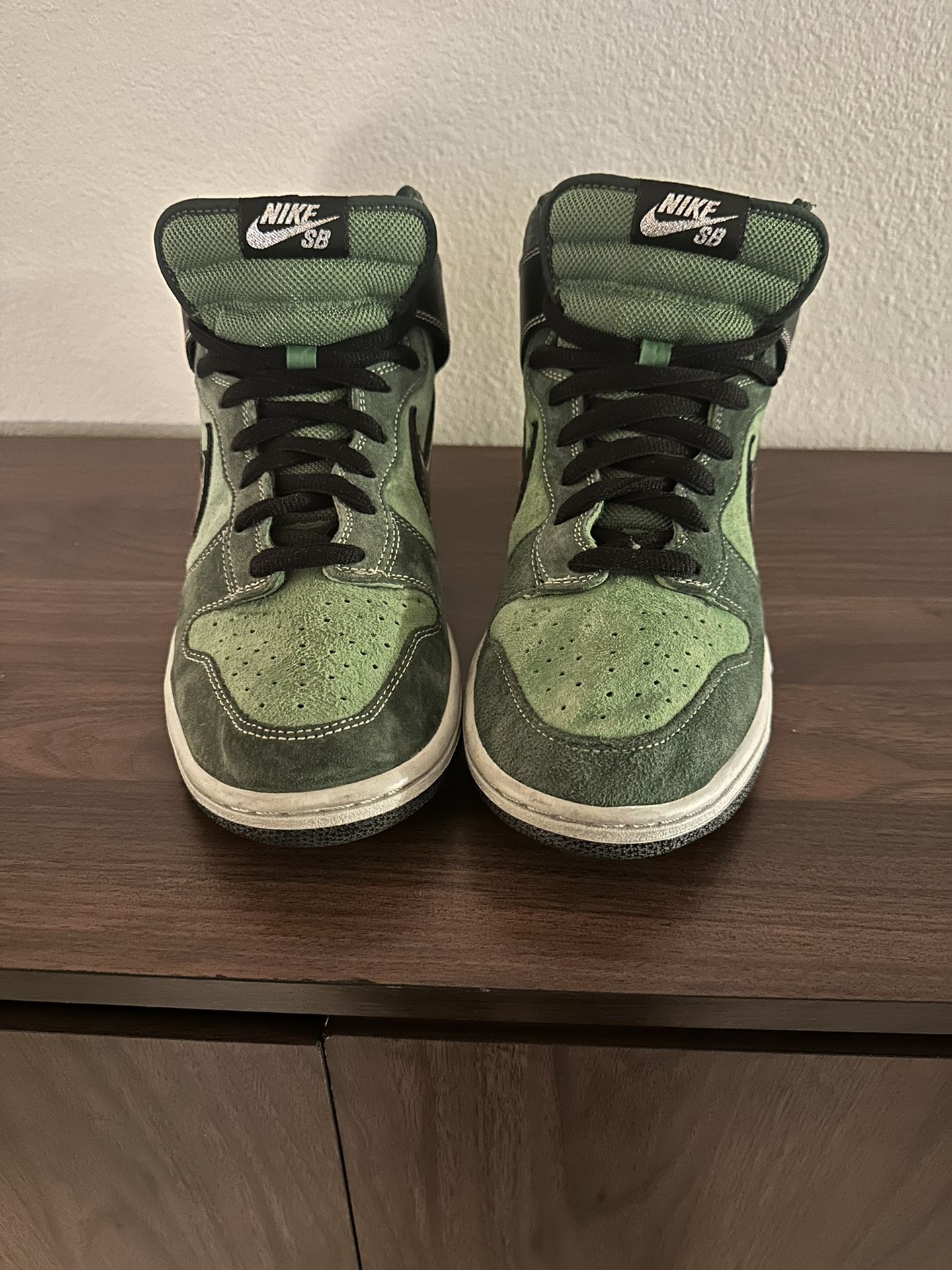 Nike SB Dunk High Brut