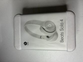 Beats Solo 4