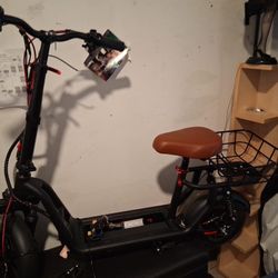 I12scooter  500 Watts With charger 