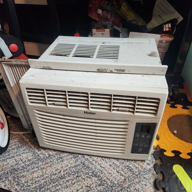 Small Air Conditioner
