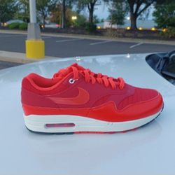 Brand New And Original Men's Nike Air Max's 1 Sneakers Sizes 11.5