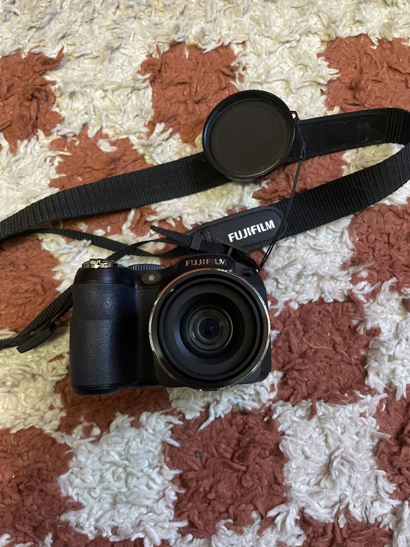 Fujifilm FinePix S-Series Bridge Camera S9000-S9400