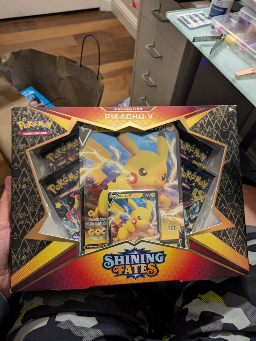 Pokemon Pikachu Shining Mates Card Deck