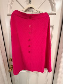 SOHO Apparel Ltd Hot Pink Midi Skirt – Size Large