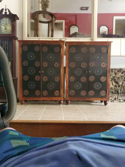 2 cabinets