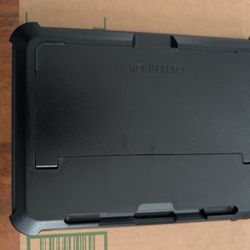 Open Box iPad Pro 11in M4 + M5 OtterBox Defender Case 