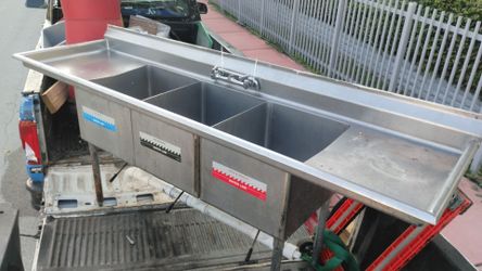 Three compartment sink 93" stainless steel