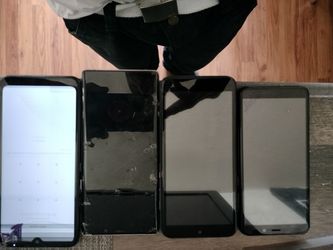 4 phones for parts