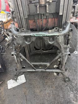 2012 Range Rover Front Core Support $400