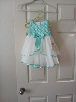 New Little Girl Dress Size 2t