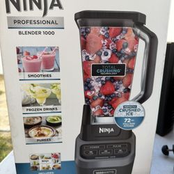 NINJA BLENDER 1000 