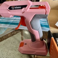 CORDLESS HOT GLUE GUN