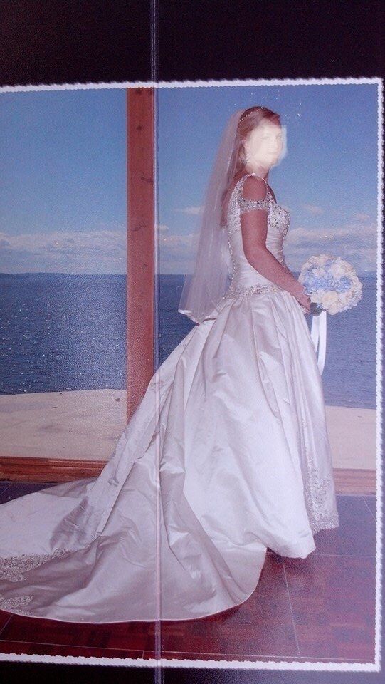 Priscilla of Boston Platinum wedding gown
