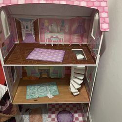 Dollhouse 