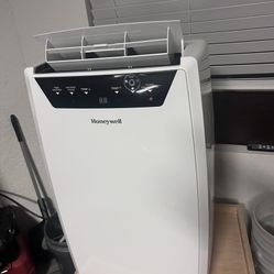 Honeywell Portable Air Conditioner 