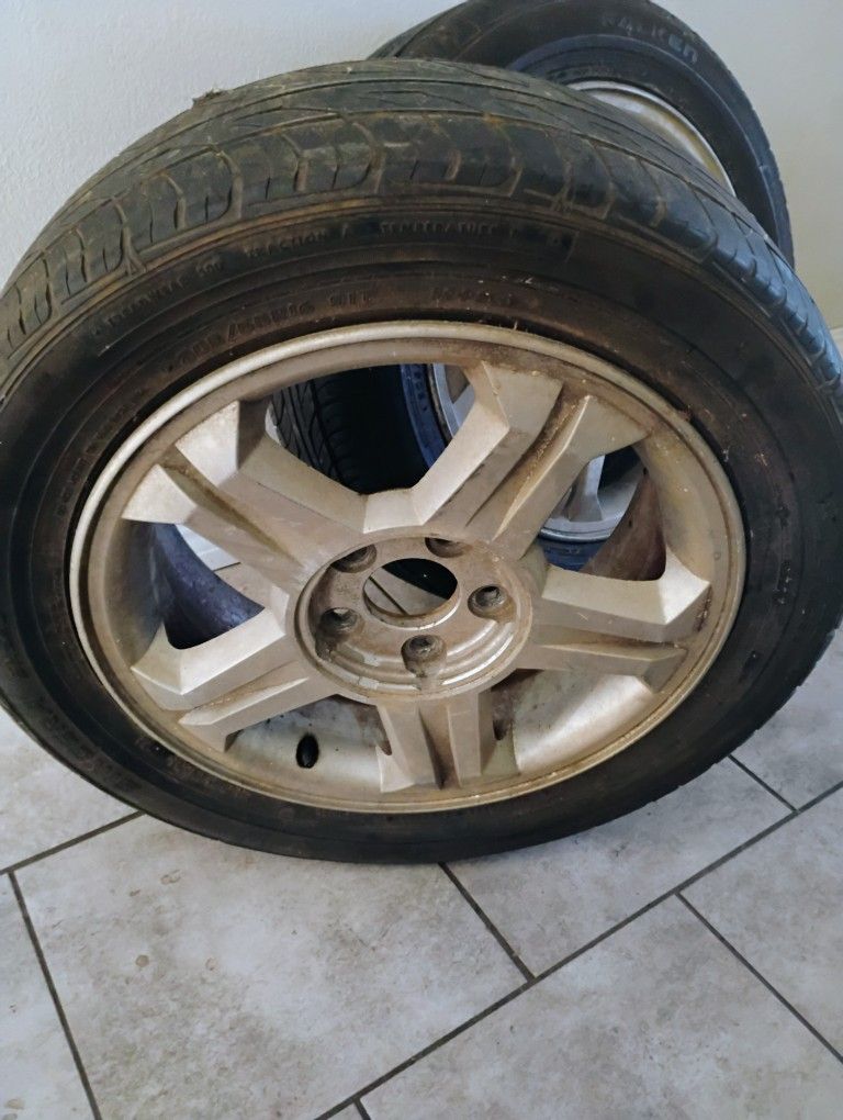 2 Hyundai Tiburon Wheels
