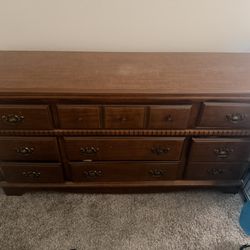 9 Drawer Dresser