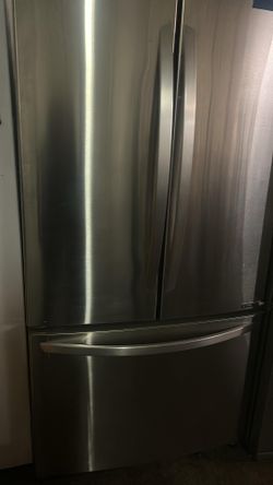 LG French Door Refrigerator 