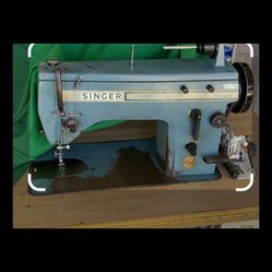 Maquina de costura recta y maquina de overlock