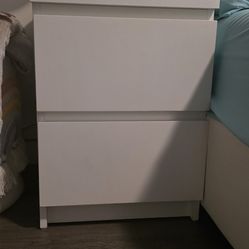 Set of 2 White Nightstands – $120