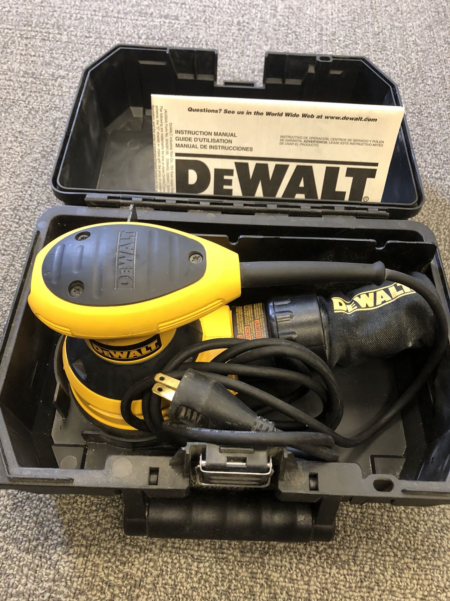 DeWALT sander READ